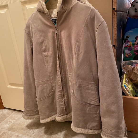 Women’s coat - Picture 4 of 4